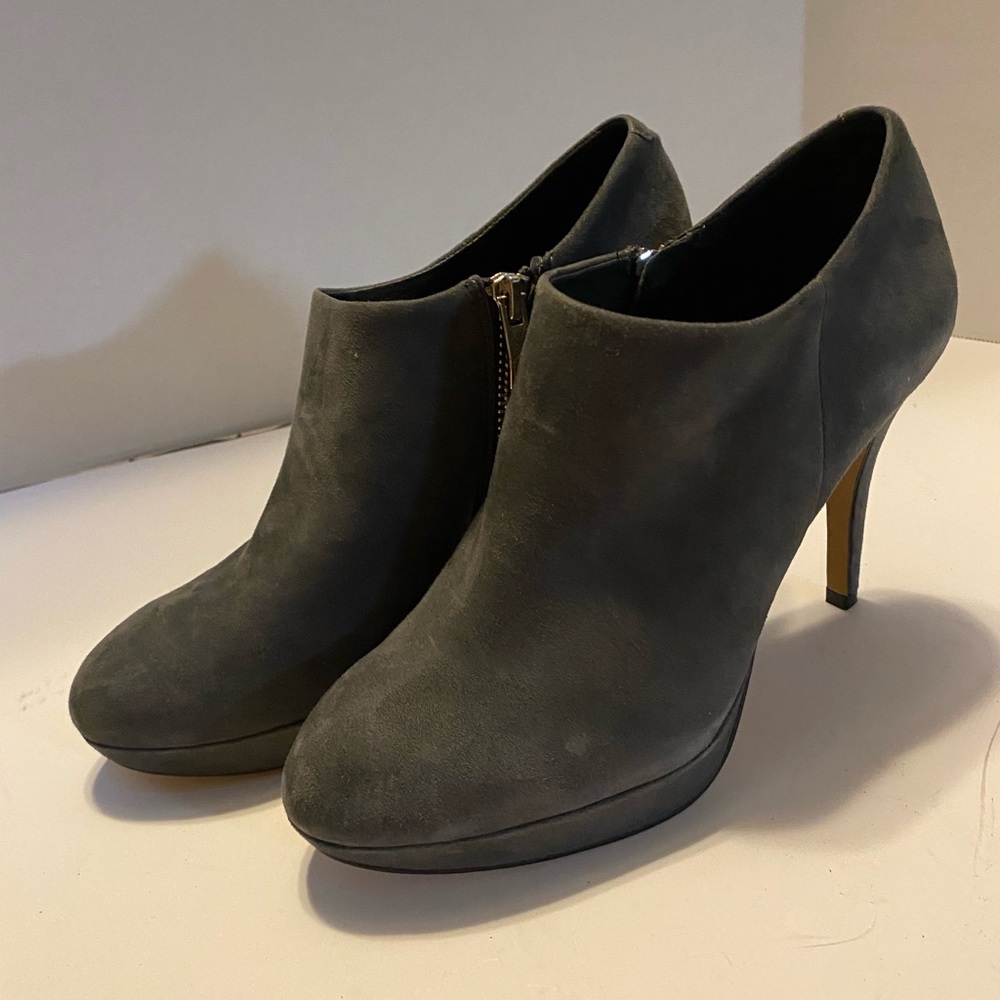 Vince Camuto ankle booties. Size 8